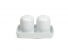 Salt&pepparset på bricka