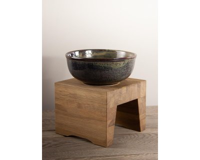 Stort exponeringsbord på ben Linoljad ek