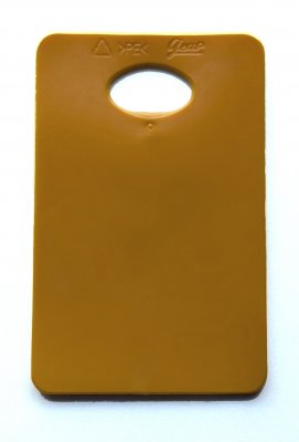 Gul onumrerad garderobsbricka